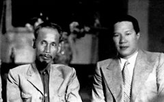 Bao_Dai_and_Ho_Chi_Minh.jpg